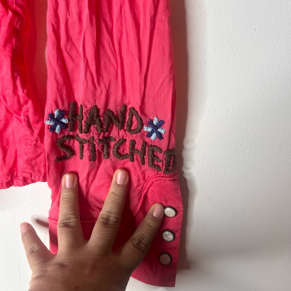 VTG Johnny Was - Joystick Embroidered Button Down - Picture 2 of 9